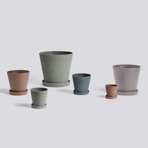 HayFlowerpotLargeTerracotta-31