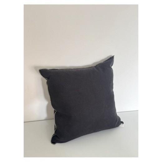 HayOutlineCushionBlack-32