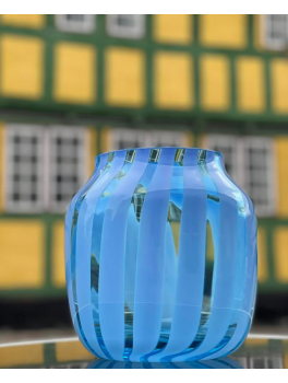 HayJuiceVaseWidelightblue-20